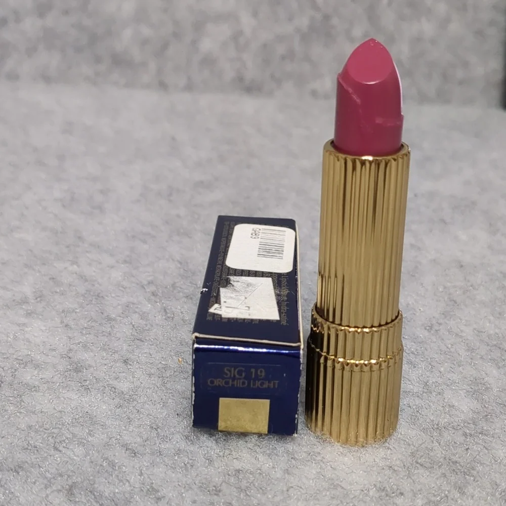 Estée Lauder Sig 19 Orchid Light Lipstick